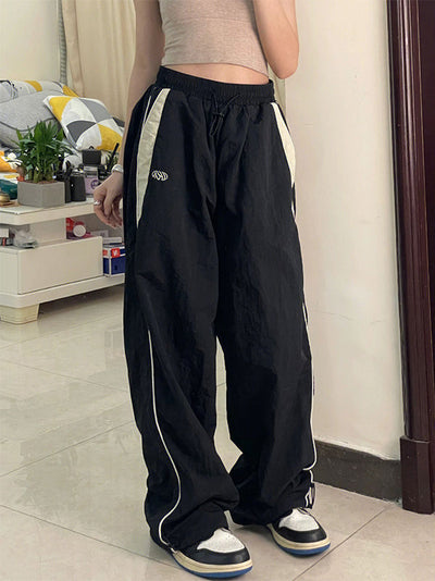 Y2K PARACHUTE PANTS