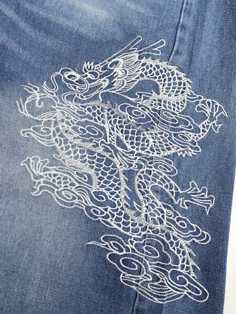 DRAGON GRAPHIC SHORTS